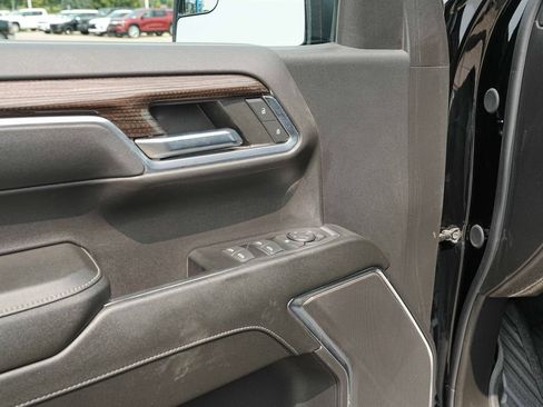 Used 2024 Chevrolet Silverado 1500 RST AWD/4WD image 28