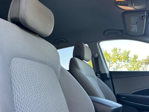 Used 2018 Hyundai Santa Fe Sport FWD image 17