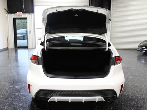 Used 2020 Toyota Corolla SE FWD image 33