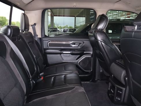 Used 2019 RAM 1500 Laramie AWD/4WD image 40