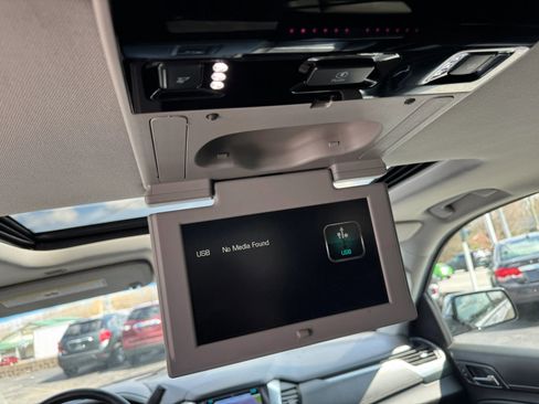 Used 2016 Chevrolet Tahoe LTZ image 22