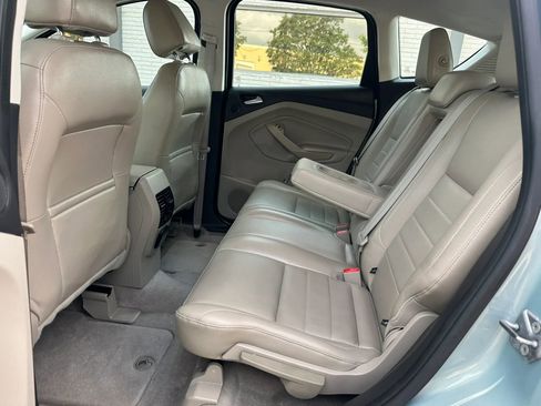 Used 2013 Ford C-MAX SEL FWD image 17