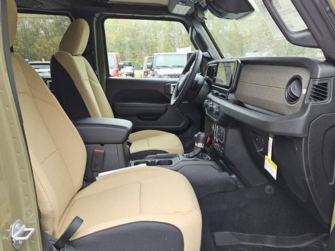 New 2026 Jeep Gladiator Willys image 16