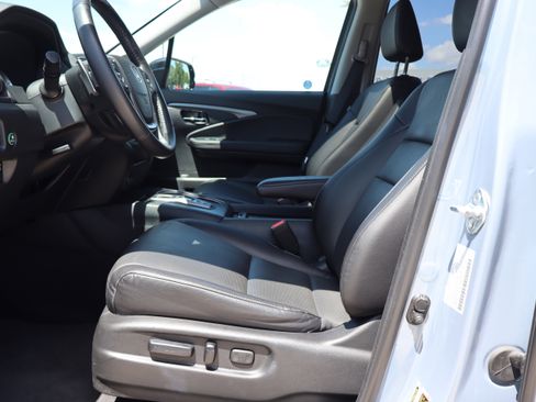 Used 2023 Honda Ridgeline RTL-E image 9