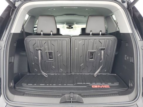 Used 2023 GMC Acadia AT4 w/ Preferred Package image 32