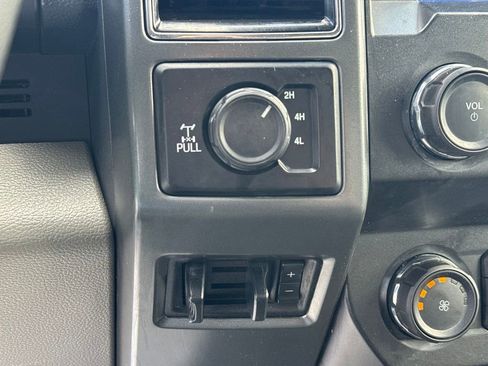 Used 2022 Ford F350 XLT w/ XLT Value Package AWD/4WD image 23