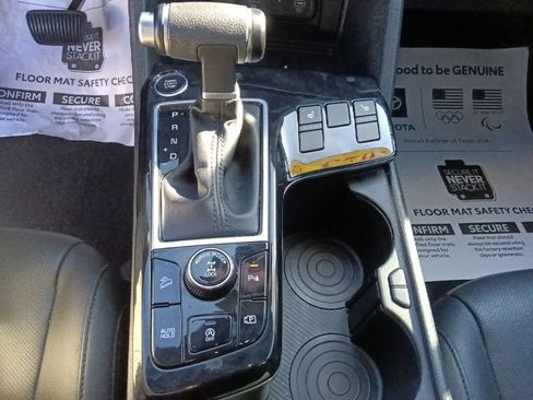 Used 2023 Kia Sportage X-Line w/ X-Line Premium Package AWD/4WD image 26