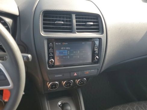 Used 2024 Mitsubishi Outlander Sport AWD image 24