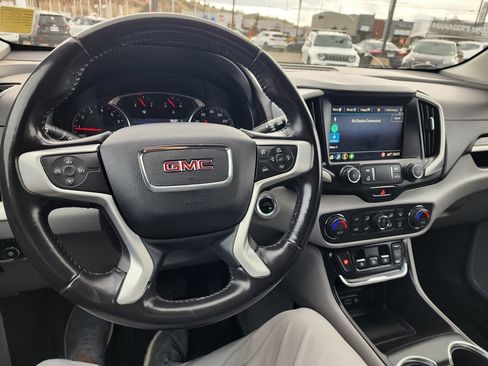 Used 2019 GMC Terrain SLT image 17