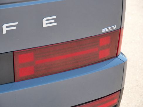 Certified 2025 Hyundai Santa Fe SEL image 17