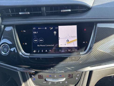 Certified 2024 Cadillac XT6 Sport image 16