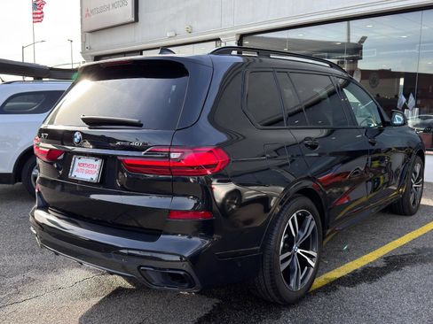 Used 2022 BMW X7 xDrive40i w/ M Sport Package image 4