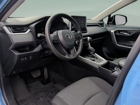 Used 2023 Toyota RAV4 AWD Hybrid image 33