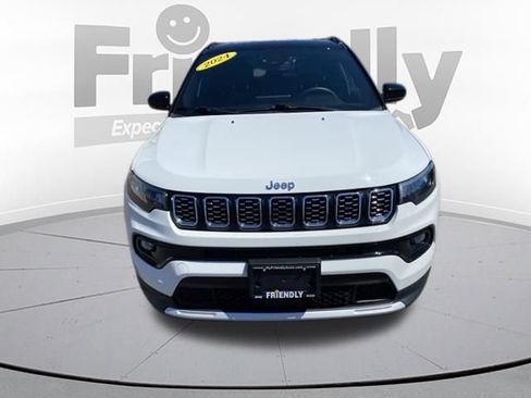 Used 2024 Jeep Compass Limited AWD/4WD image 8