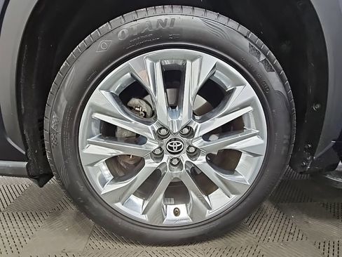 Used 2023 Toyota Highlander Limited image 49