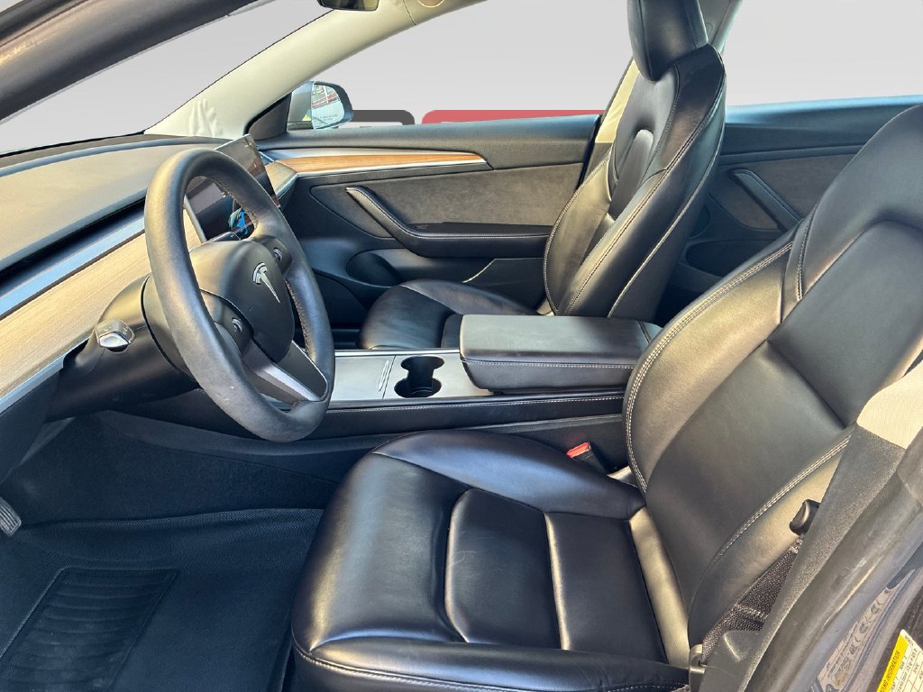 Used 2023 Tesla Model 3 Standard Range RWD image 11