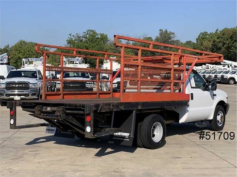 Used 2001 Ford F350 XL image 2