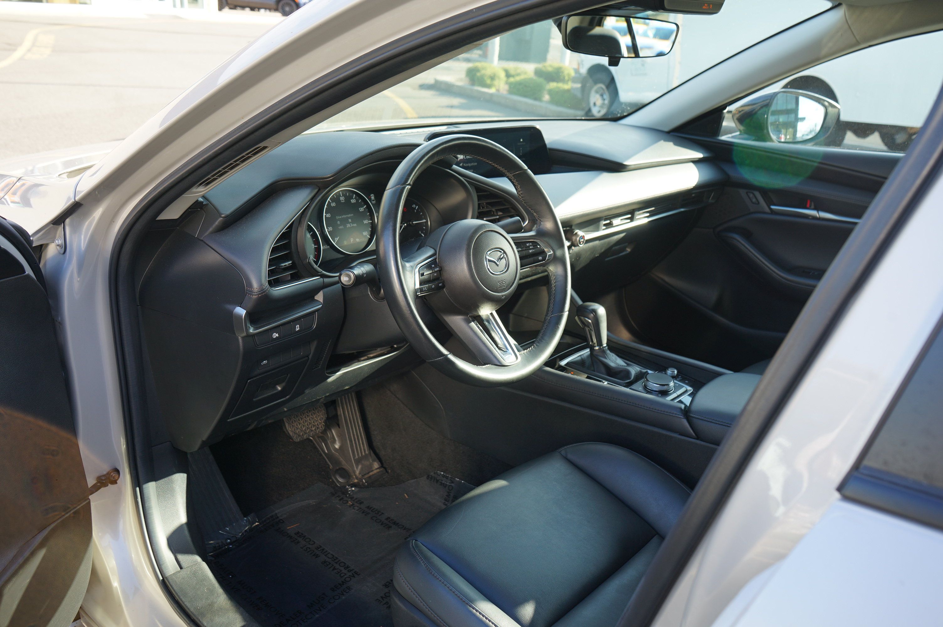 Used 2024 MAZDA MAZDA3 s FWD image 15
