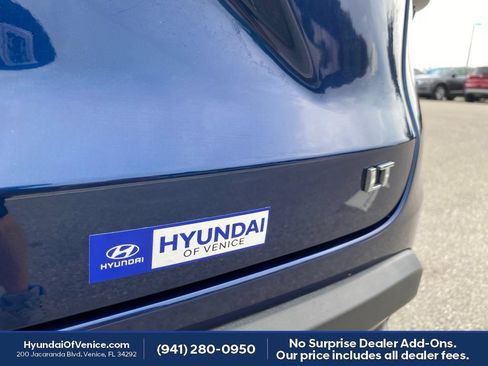 Used 2024 Chevrolet Trax LT FWD image 23