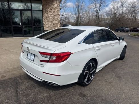 Used 2020 Honda Accord Sport image 3