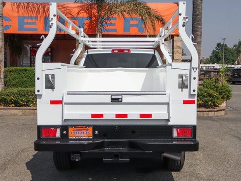 Used 2024 RAM 3500 Big Horn AWD/4WD image 8