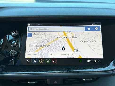 Used 2021 Buick Envision Essence w/ Technology Package I FWD image 29