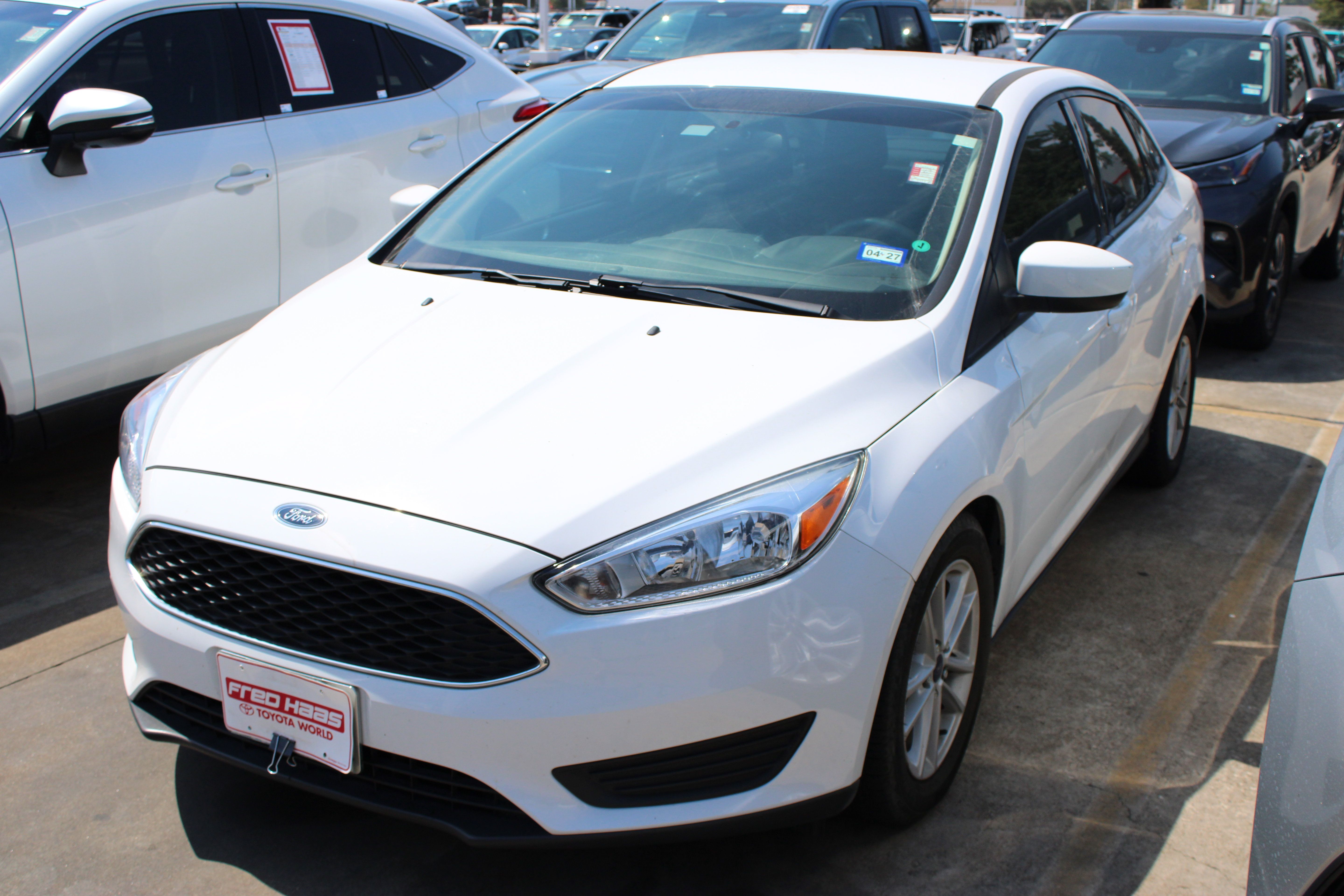 Used 2018 Ford Focus SE FWD image 6