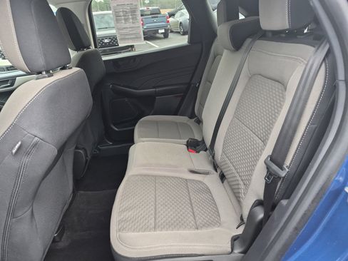 Certified 2022 Ford Escape SE image 13