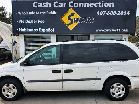 Used 2002 Dodge Grand Caravan SE image 9