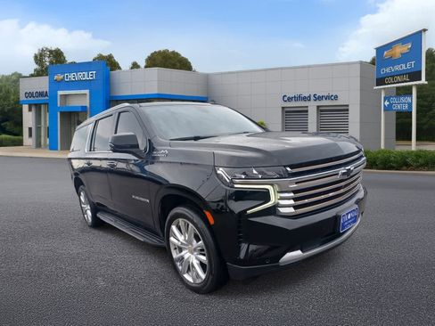 Used 2021 Chevrolet Suburban High Country image 2