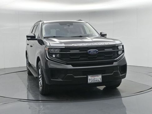 Used 2025 Ford Expedition Active image 60