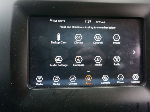 Used 2021 Jeep Cherokee Latitude image 12