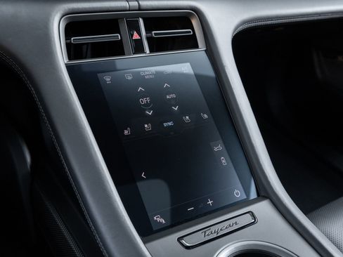 Certified 2021 Porsche Taycan Turbo S image 27