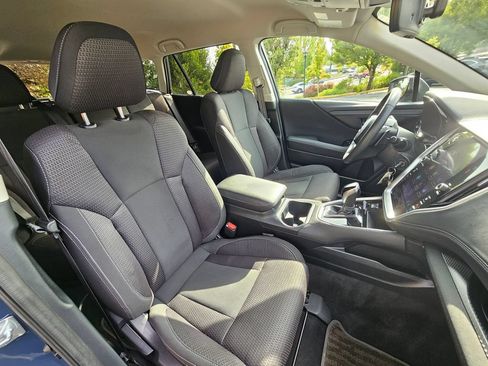 Used 2024 Subaru Outback Premium AWD/4WD image 11