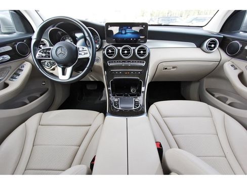 Used 2021 Mercedes-Benz GLC 300 image 10