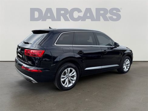 Used 2018 Audi Q7 3.0T Premium image 7