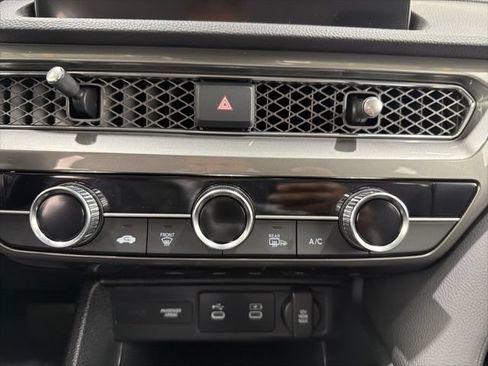 Certified 2026 Acura Integra FWD image 36