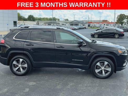 Used 2019 Jeep Cherokee Limited AWD/4WD image 9