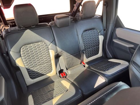 Used 2021 Ford Bronco Big Bend image 16