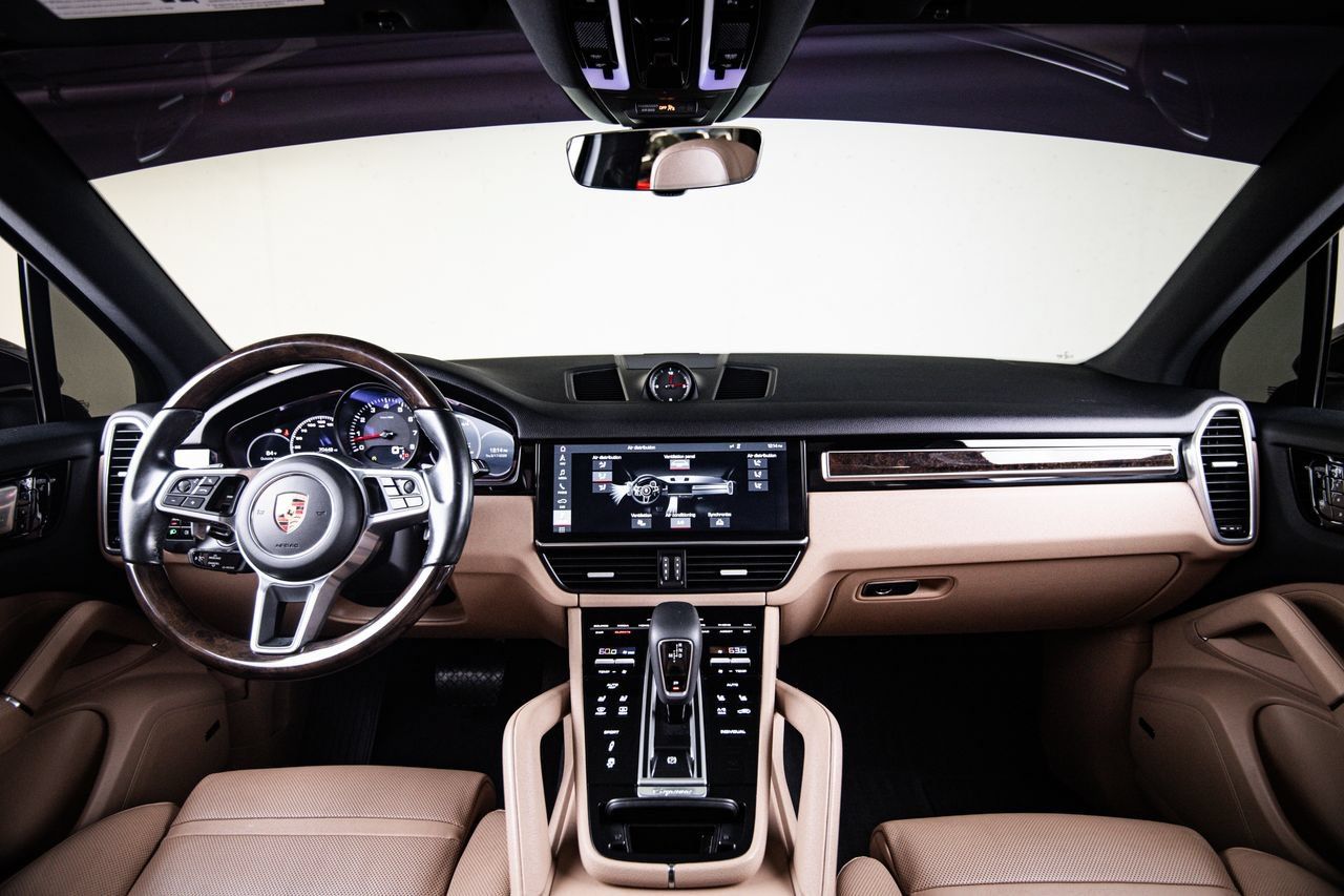 Used 2019 Porsche Cayenne AWD/4WD image 24