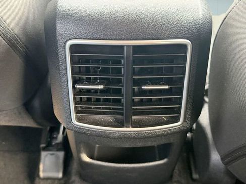 Used 2025 Kia Sportage LX AWD/4WD image 17