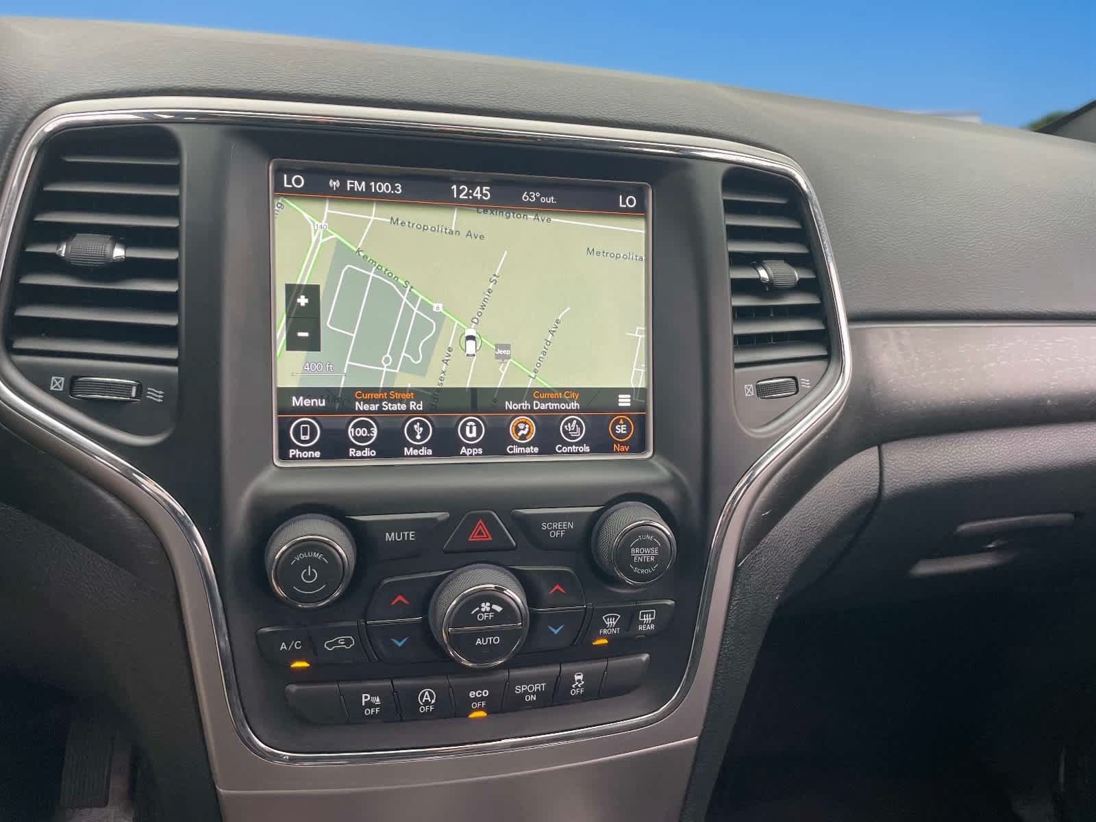 Used 2018 Jeep Grand Cherokee Altitude AWD/4WD image 25