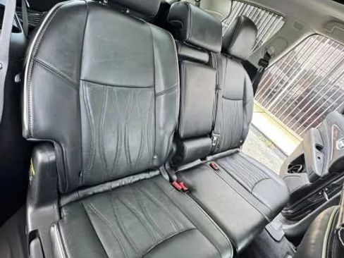 Used 2017 INFINITI QX60 FWD w/ Deluxe Technology Package image 24