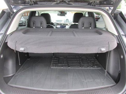 Used 2022 Buick Encore GX Essence w/ Experience Buick Package AWD/4WD image 7