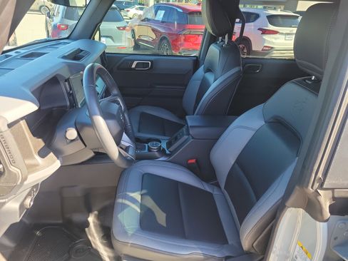 Certified 2024 Ford Bronco Big Bend image 8