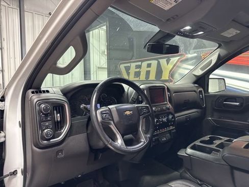 Used 2019 Chevrolet Silverado 1500 LT w/ Convenience Package image 5