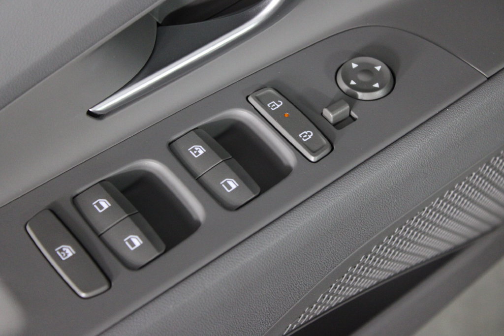 Certified 2026 Hyundai Elantra Sport FWD image 23