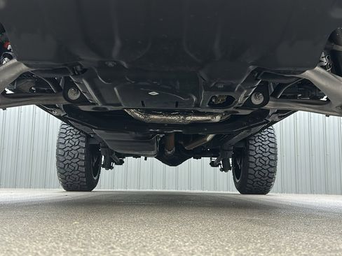 Used 2024 Ford Bronco Wildtrak image 18