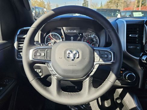 New 2026 RAM 1500 Big Horn AWD/4WD image 20