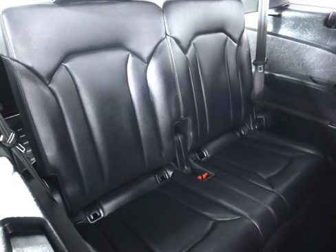 Used 2018 Audi Q7 3.0T Prestige w/ Prestige Package AWD/4WD image 44